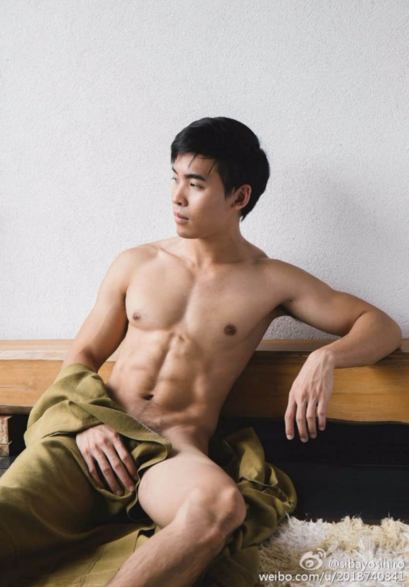 คลั่งผช.ถอด02