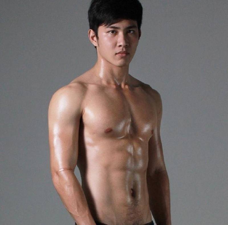 คลั่งผช.ถอด02