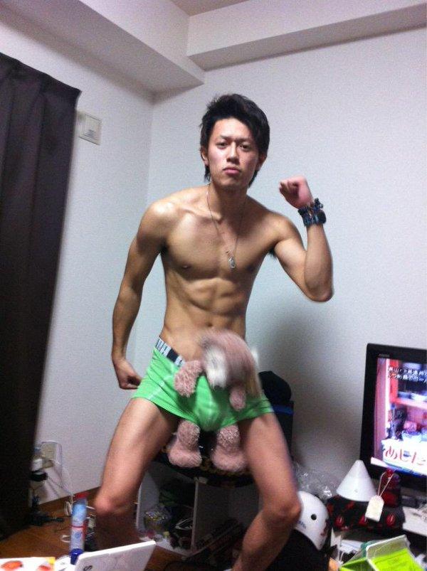 ผู้ชายพาเพลิน