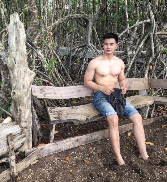 ผู้ชายพาเพลิน
