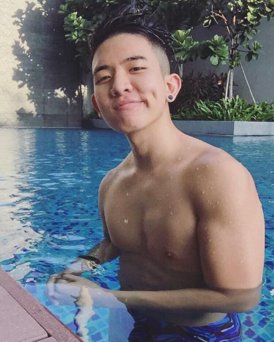 ผู้ชายพาเพลิน