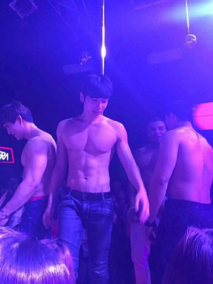 ผู้ชายแซบๆ