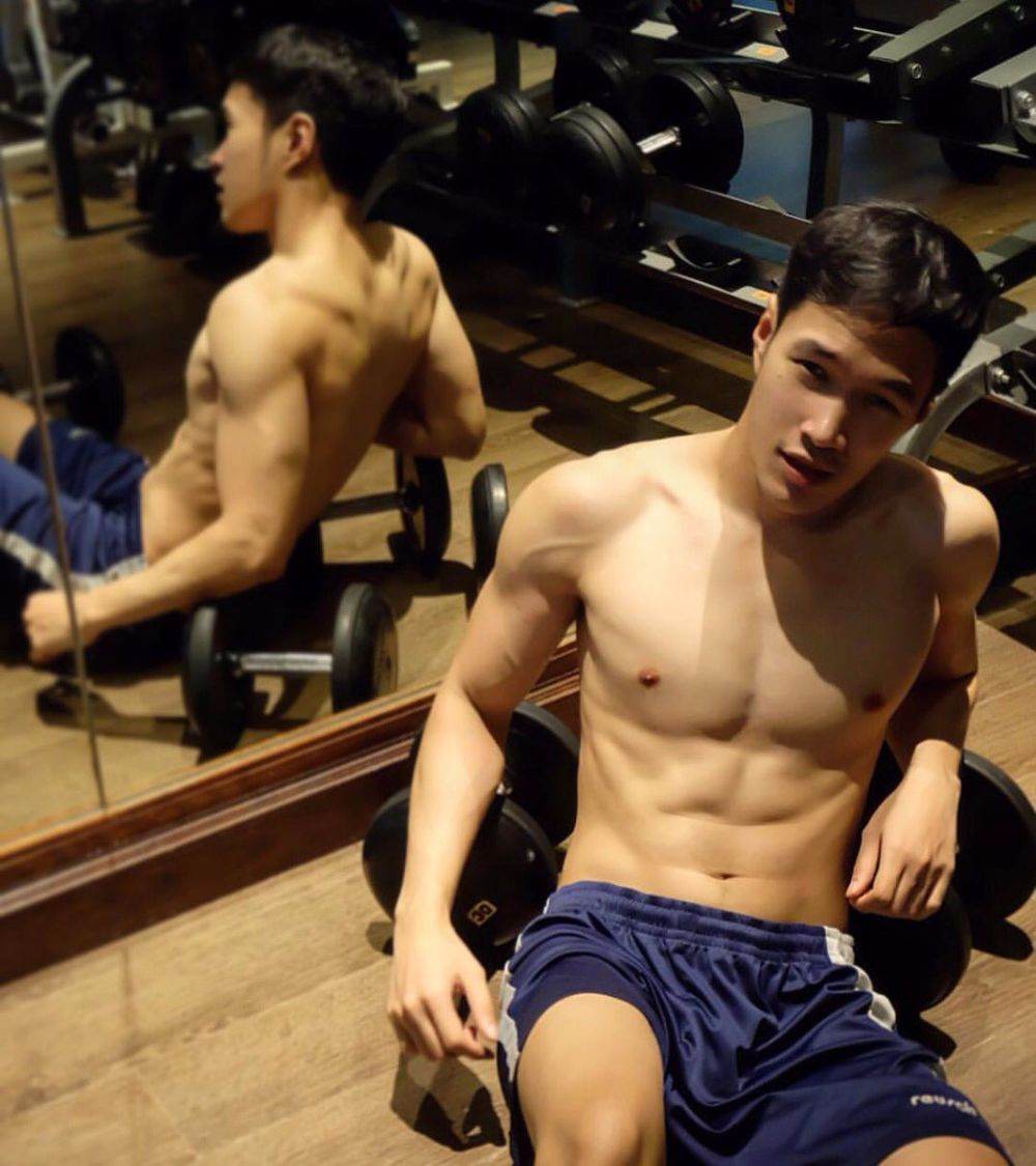 ผู้ชายแซบๆ