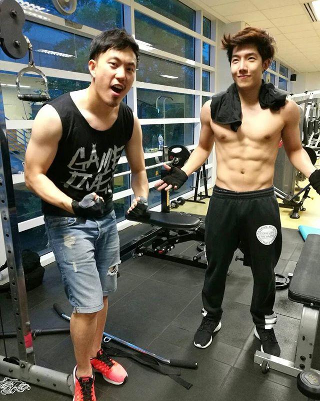 ดีเจหนุ่มรูปหล่อขวัญใจสาวไทย