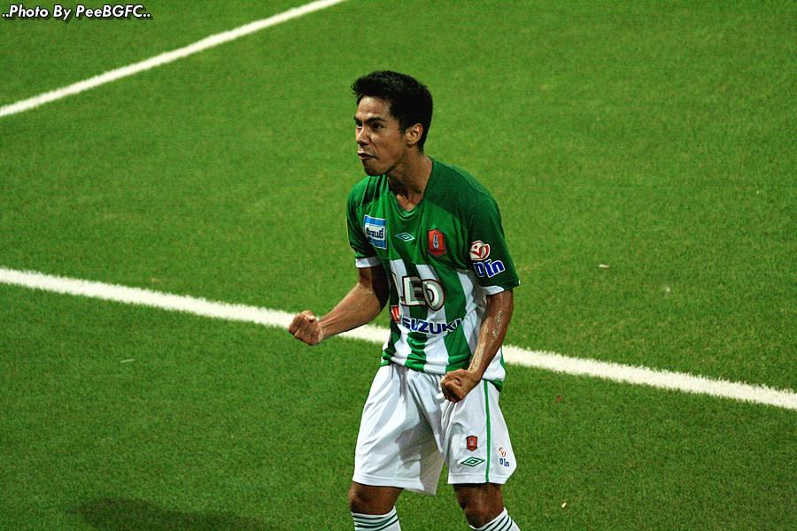 นักบอล "เป้าตุง"