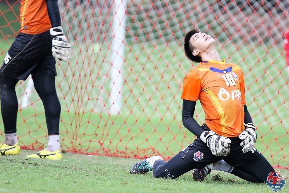 นักบอล "เป้าตุง"