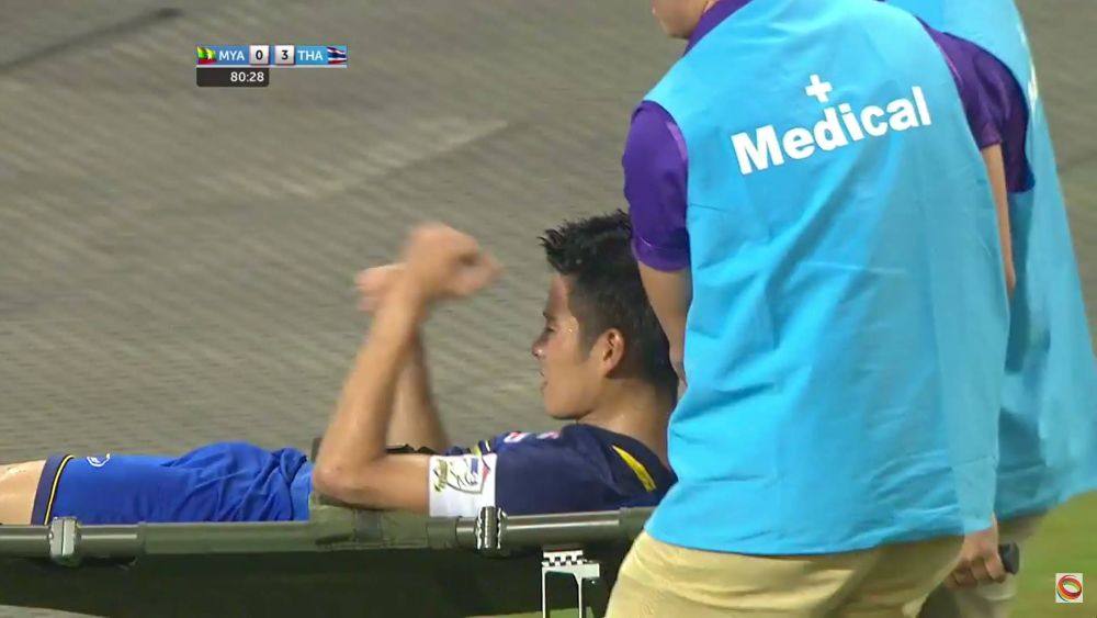 นักบอล "เป้าตุง"