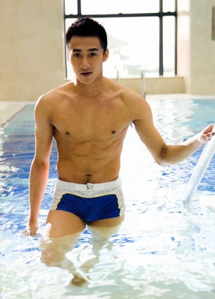Hot guy in underwear 167