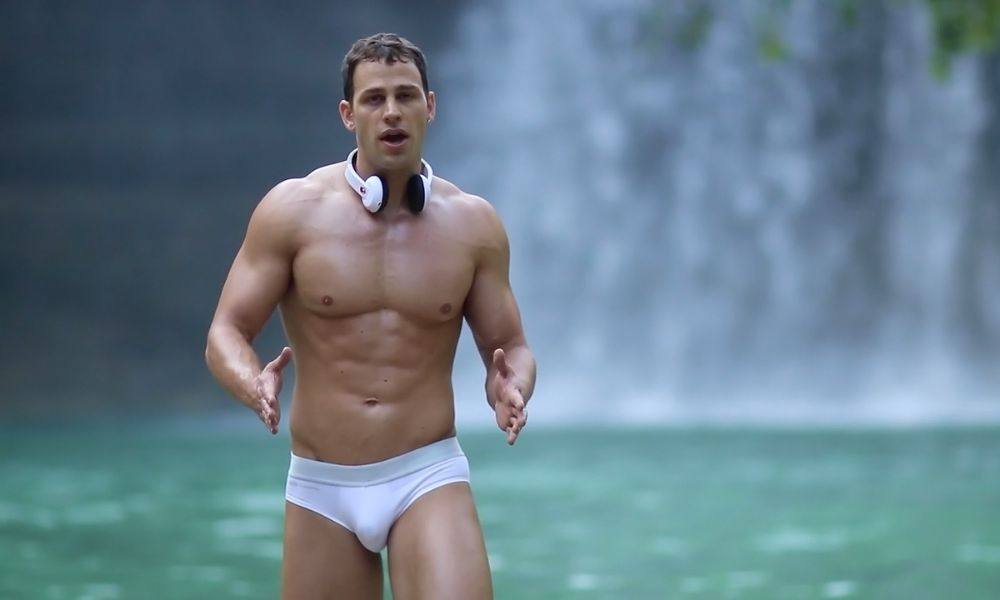 Hot guy in underwear 168