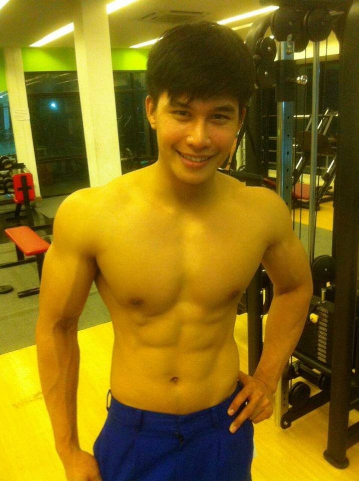 ยอดเยี่ยม 1,185
