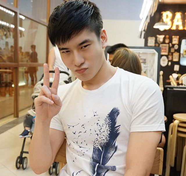 โอปป้างานดี! “อีแซฮุน” ครูสอนภาษาเกาหลีสุดหล่อ ที่สาวๆ หลายคนเห็นแล้วอยากพากันแห่สมัครเรียน!!