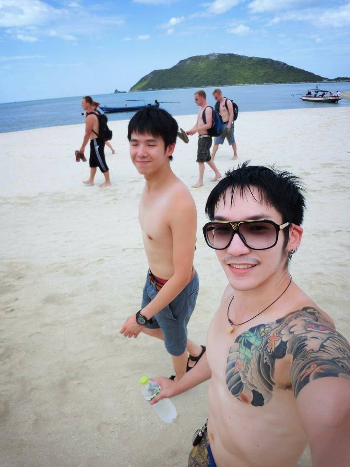 หวานชื่นรื่นรม  ฟินไปกับเขาและเขา 1,222