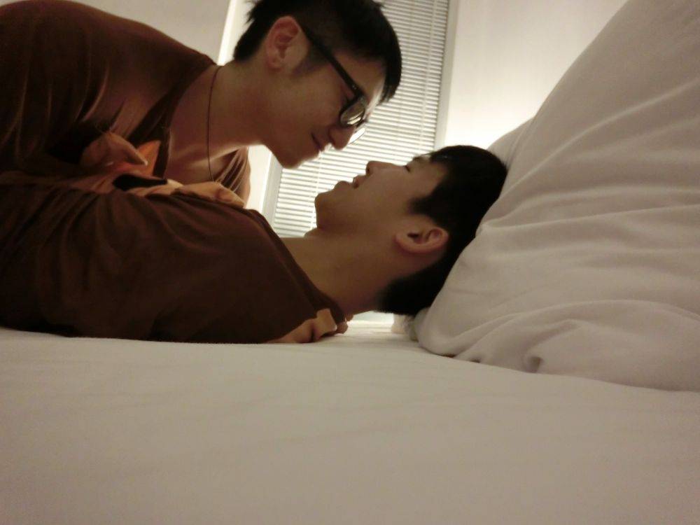 หวานชื่นรื่นรม  ฟินไปกับเขาและเขา 1,222