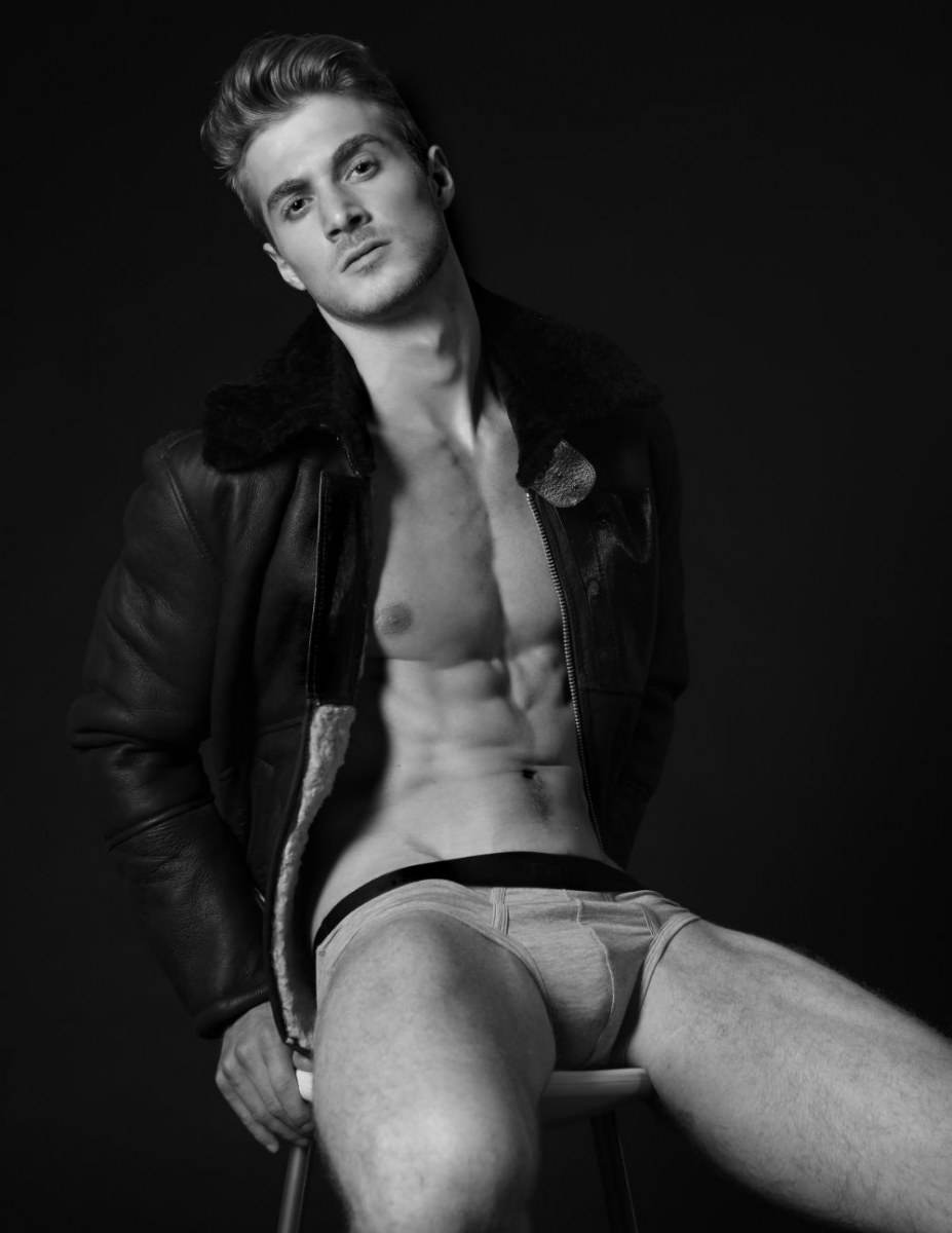 Hot guy in underwear 171
