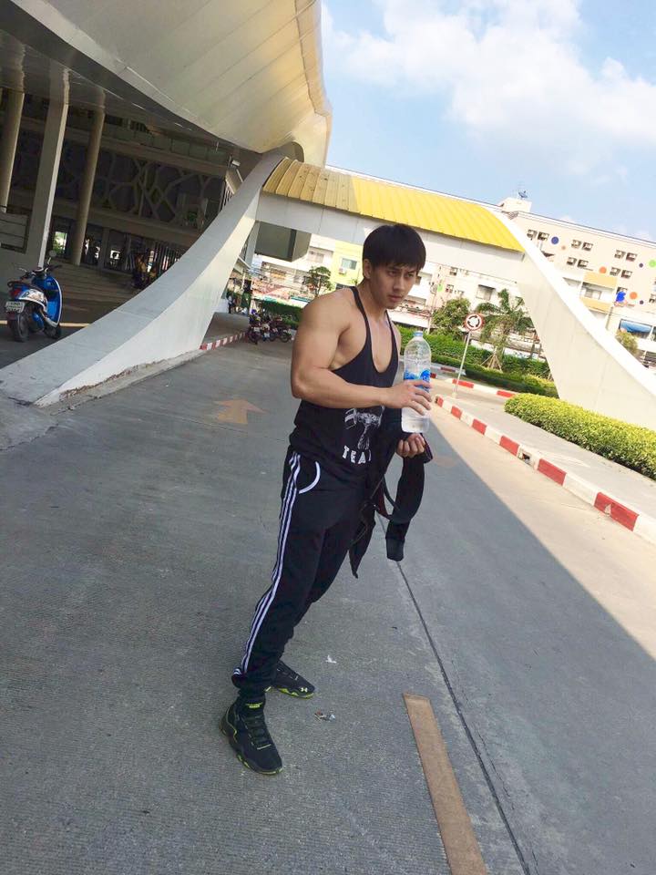 วันสุขแห่งการเลีย