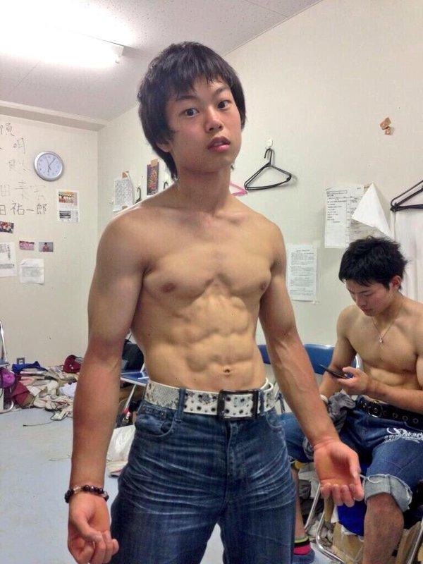 ผู้ชายพาเพลิน 4