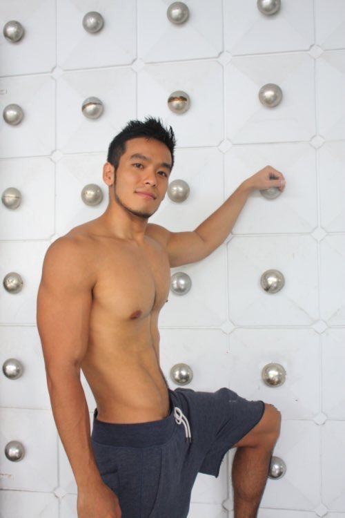 ผู้ชายพาเพลิน 7