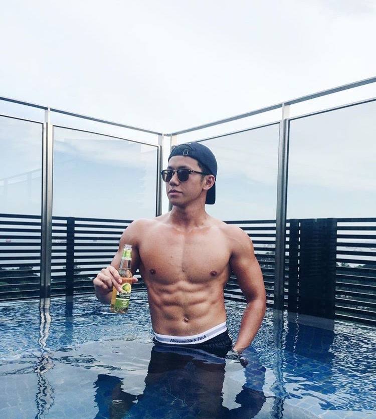 ผู้ชายพาเพลิน 7