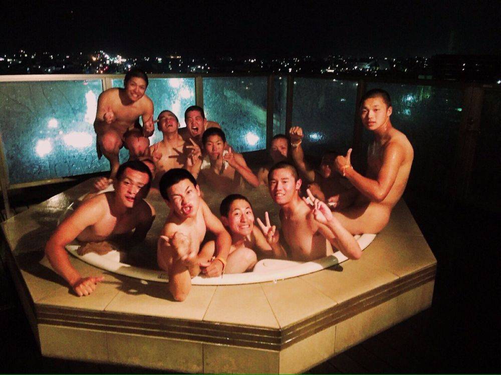 ฟินกับผู้ชาย 2