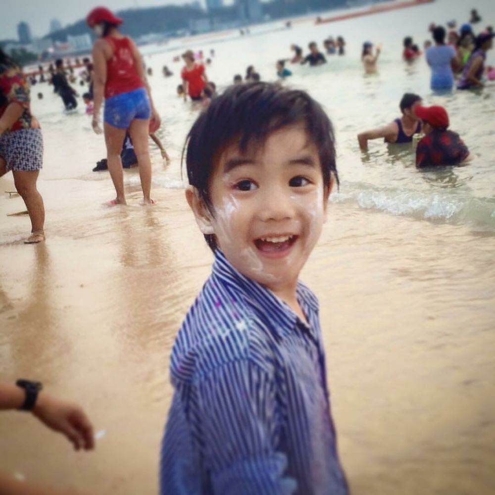 วันไหลพัทยา แต่ลงทะเลสนุกกว่า
