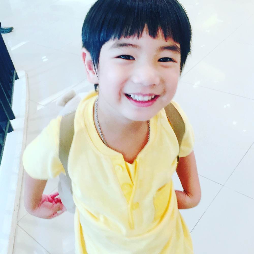 #ยิ้มแฉ่ง