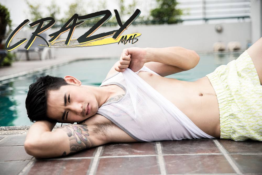CRAZY magazine หนุ่มหล่อนมชมพู พร้อมคลิปเบื้องหลัง