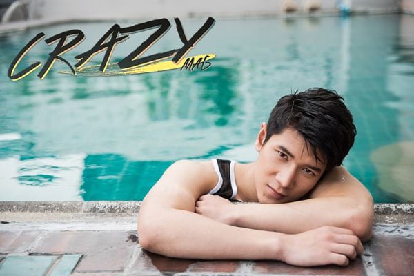 CRAZY magazine หนุ่มหล่อนมชมพู พร้อมคลิปเบื้องหลัง