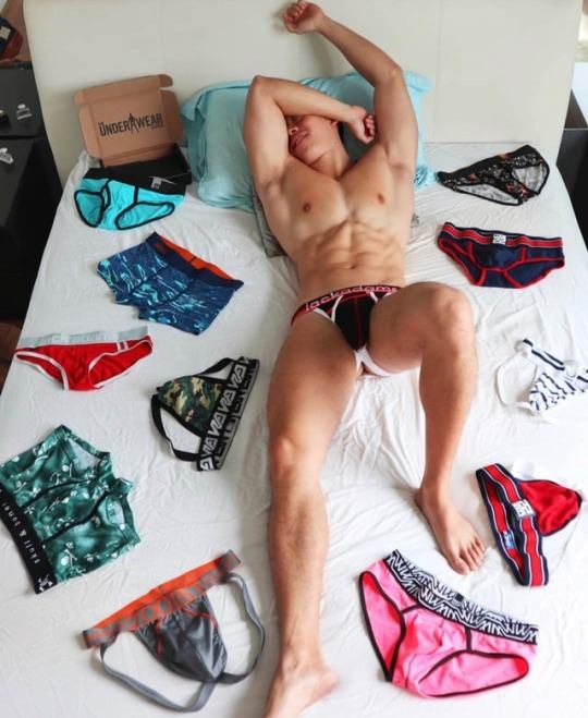 Hot guy in underwear 174