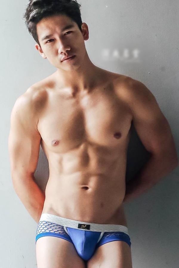 Dream Men 38 (+18)