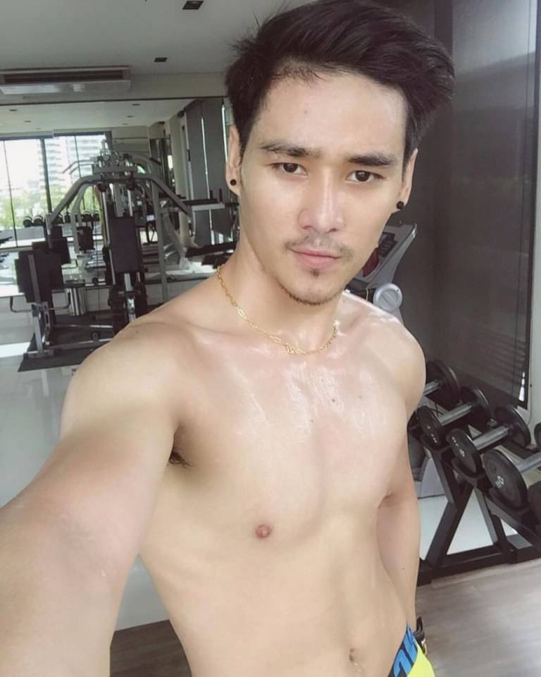นายน่าเย็บบบบ