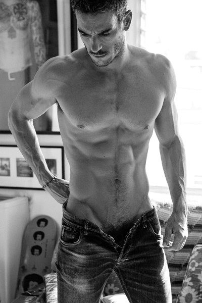 Dream Men 39 (+18) B&W