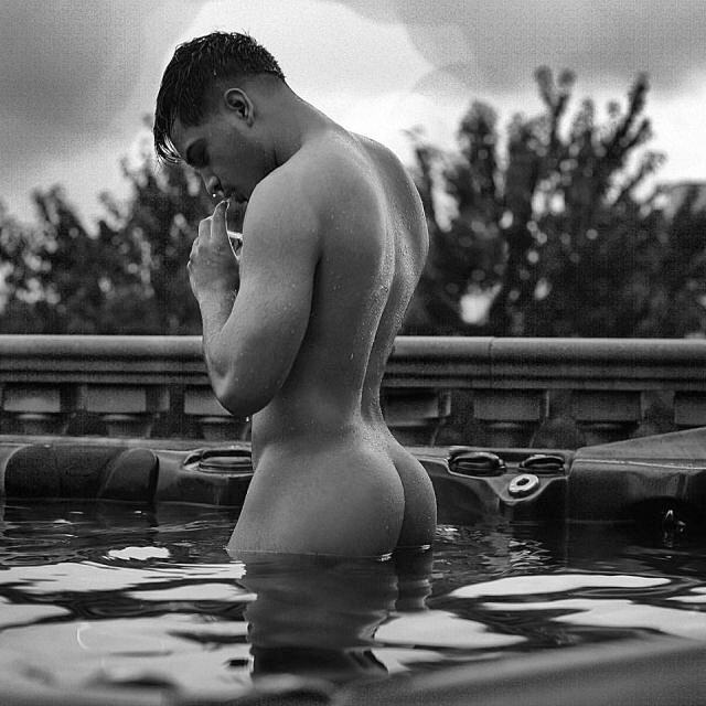 Dream Men 39 (+18) B&W