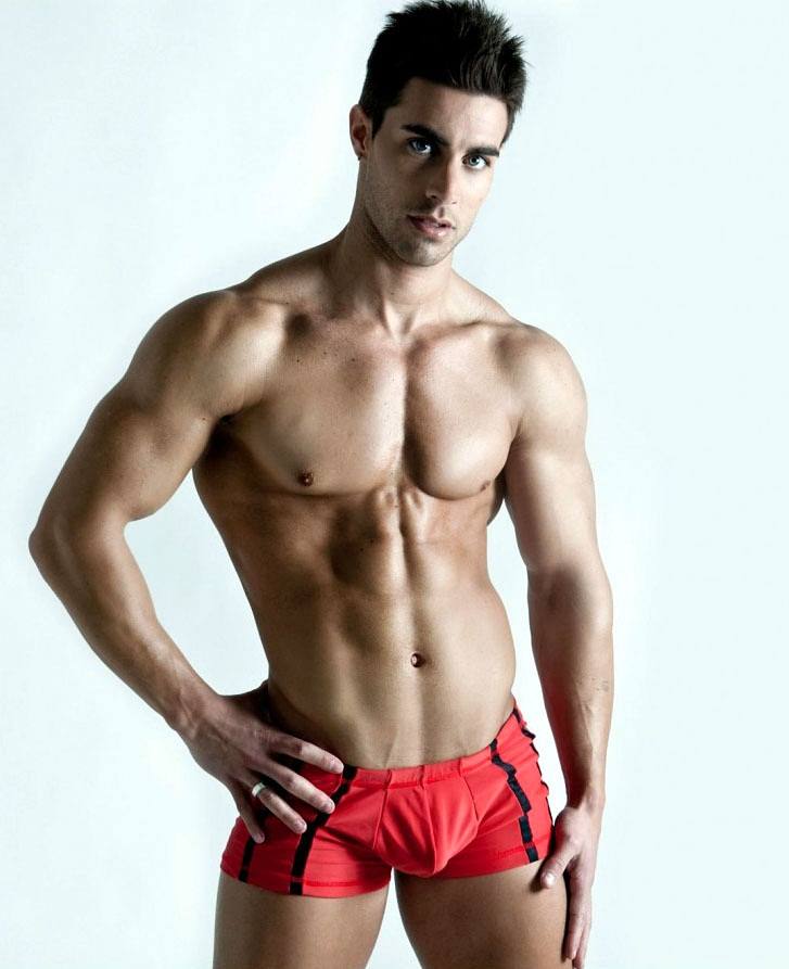Dream Men 40 (+18)