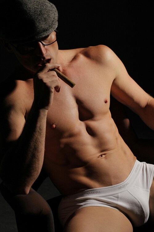 Dream Men 40 (+18)