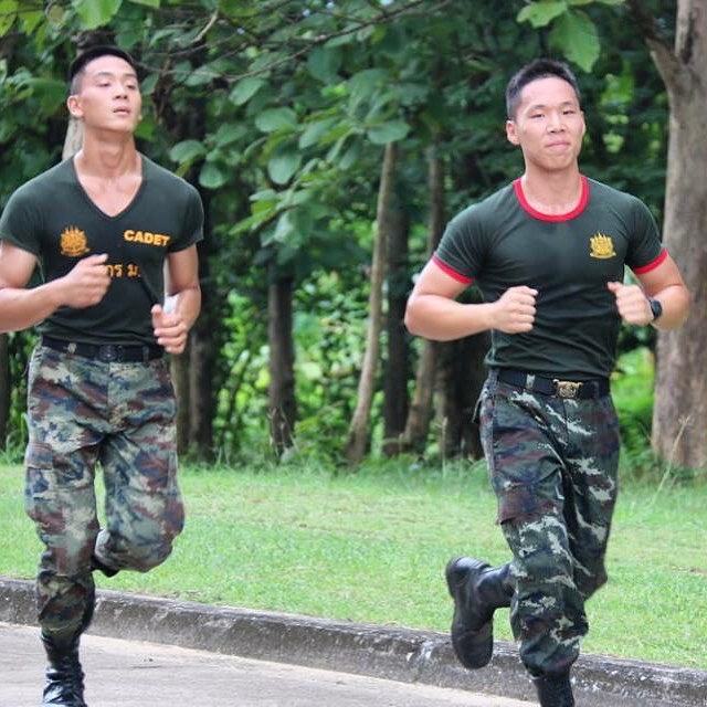 ทหาร หล่อโคตรๆ!!!!!