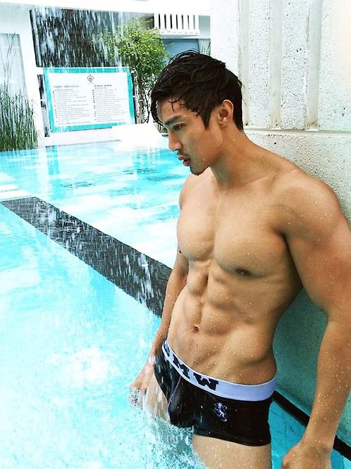 นมยามบ่าย