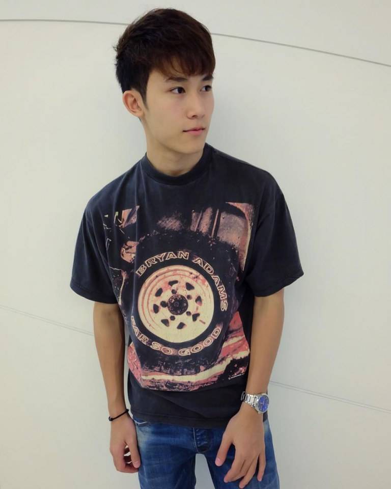 จำเด็กน้อยหน้าตี๋คนนี้ได้มั้ย..ตอนนี้กลายเป็นหนุ่มหล่อ ขาวตี๋ หน้าใสกิ๊ก งานนี้สาวๆ มีกรี๊ด!!
