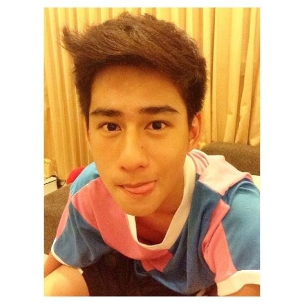 ตอนเป็นเด็กก็หล่อมาก โตเป็นนายก็สวยงามจริงๆ