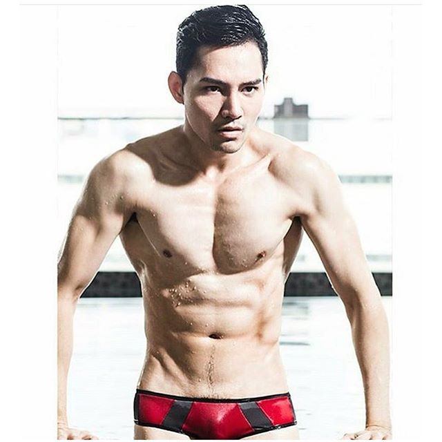 ล่ำฟินแจ๊ะๆ