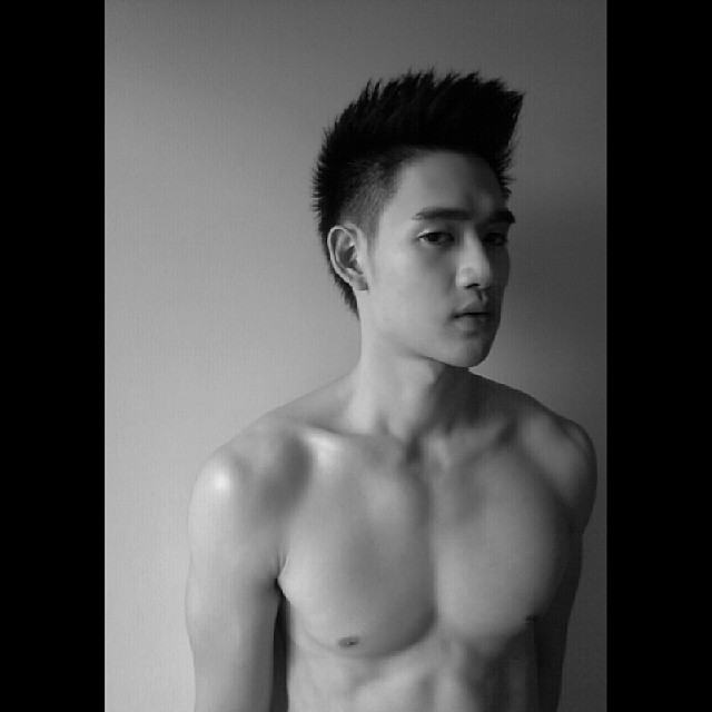 ล่ำฟินแจ๊ะๆ