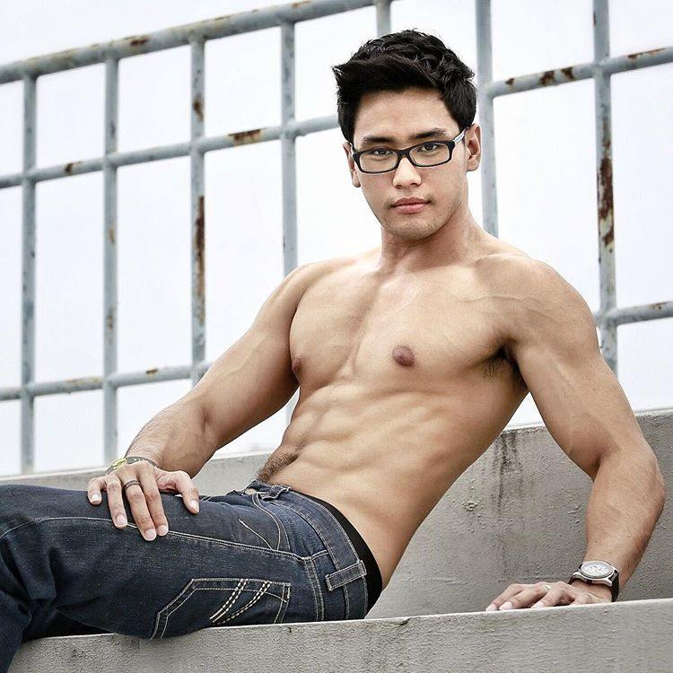 หุ่นดีปี้ดังแจ๊ะ