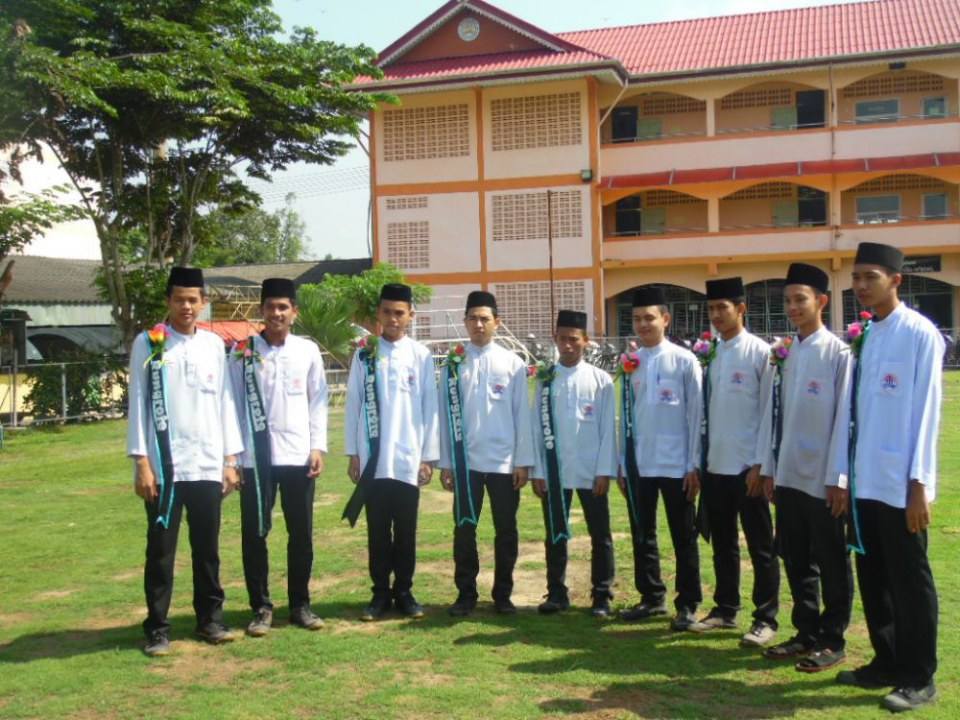 รุ่งโรจน์วิทยา