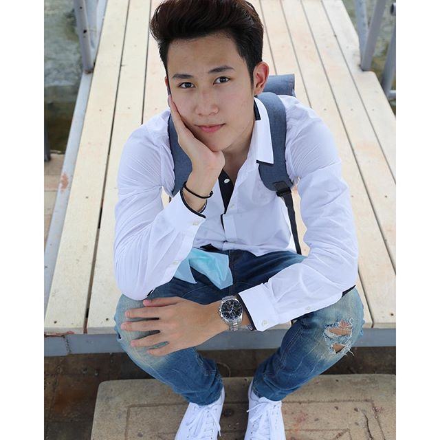 วัยใสสู่หนุ่มคมเข้ม