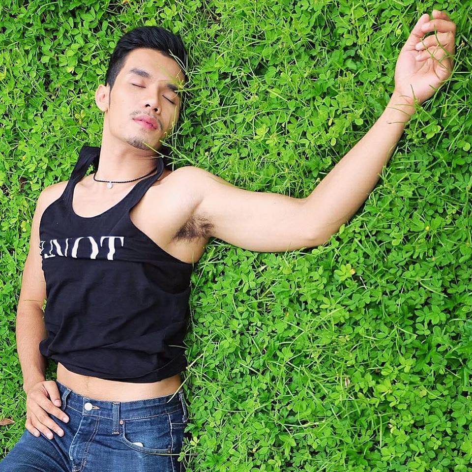 หนุ่มหล่อเฟสบุ๊ค