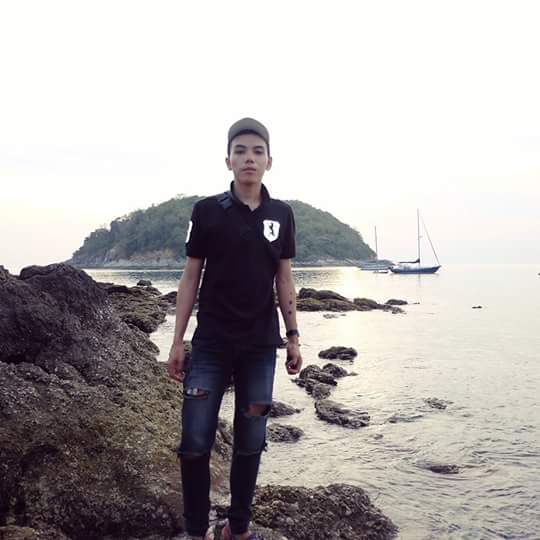 แวะเที่ยวหาดยะนุ้ย