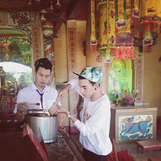 ทำบุญบริจาคโลงศพผ้าห่อศพแก่ศพไร้ญาติ มูลนิธิกุศลธรรม