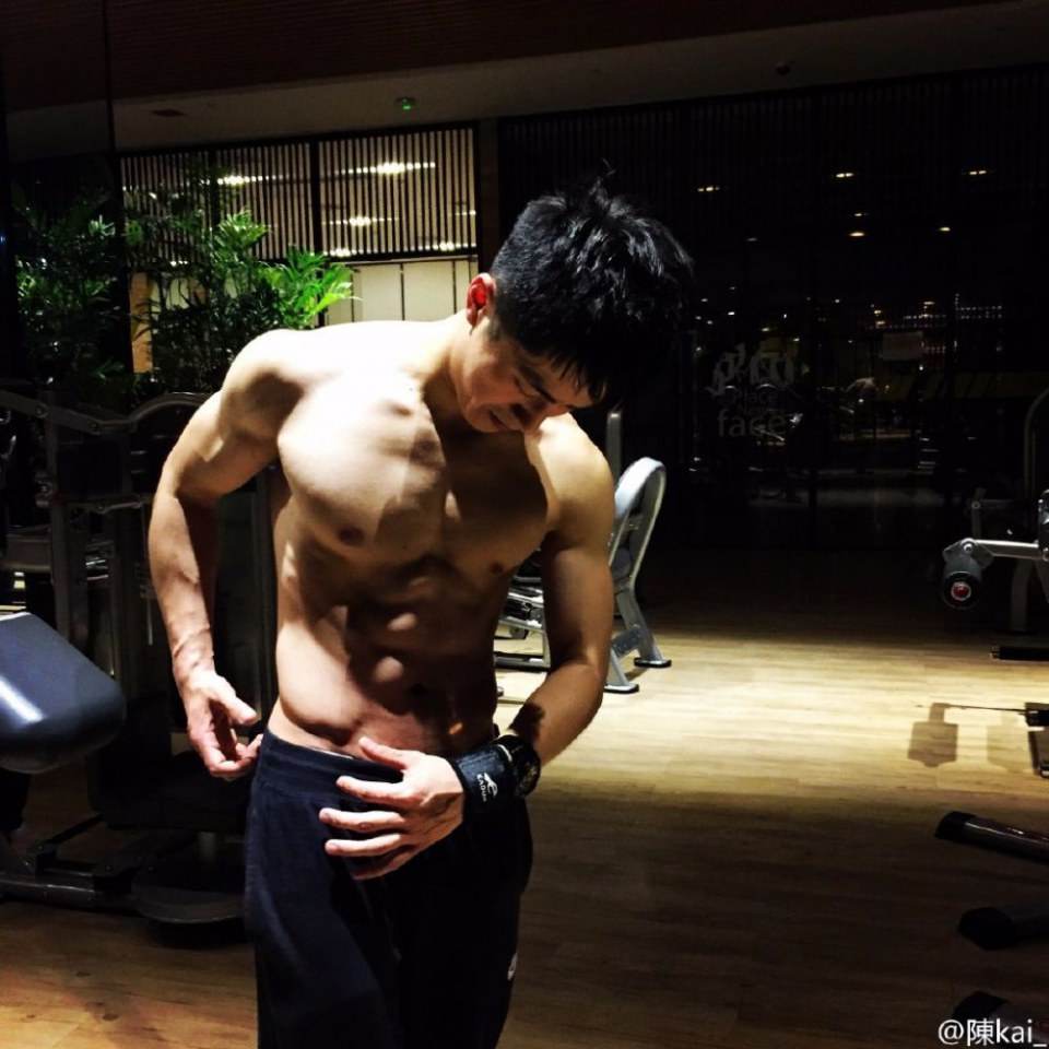 ผมนี่แข็งเลยคร๊าบบ