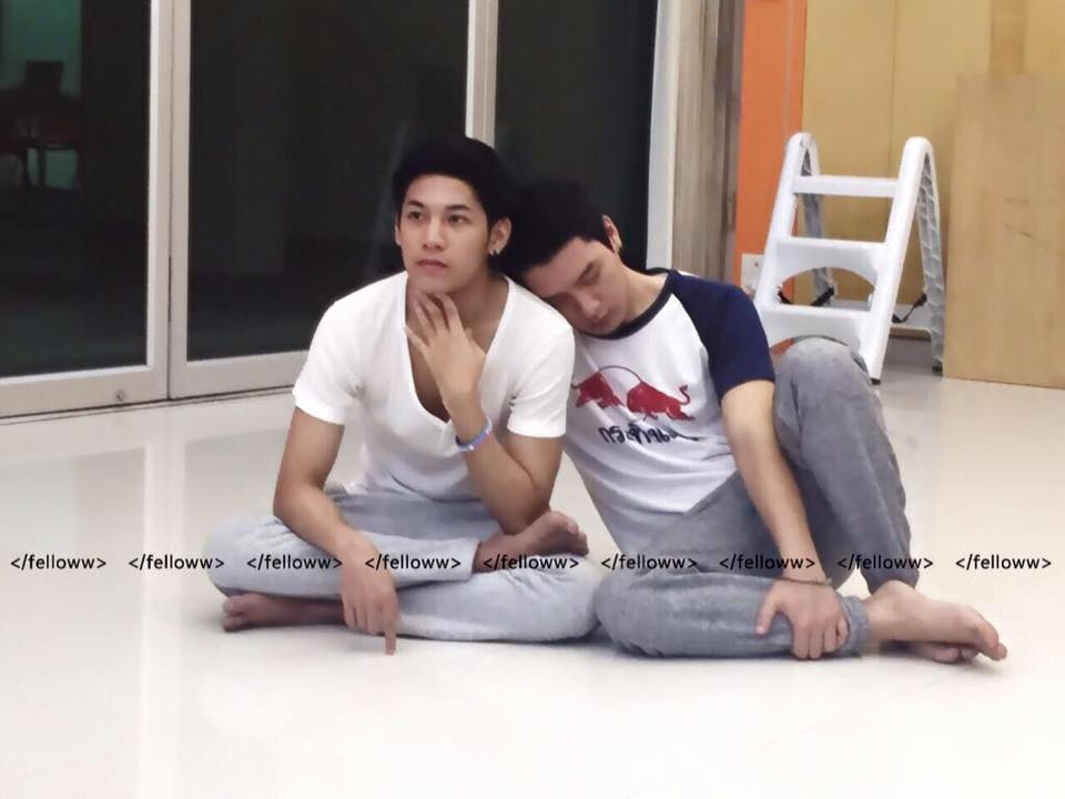 สงสัยเป็นคนชอบซบ ซบได้ทุกที่ทุกเวลาเลยนะ!!