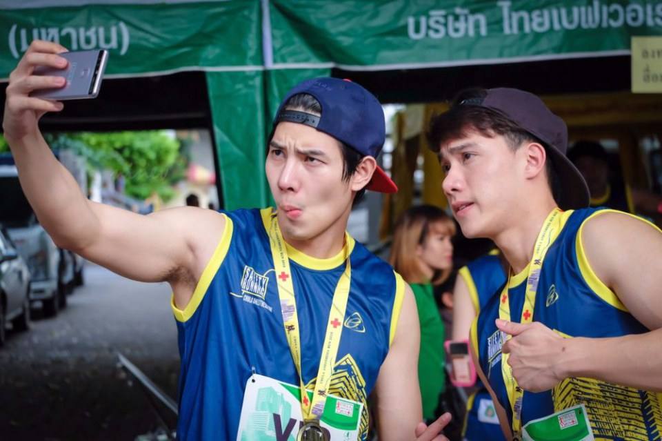 กร+น๊อค มัดรวมกันมา...