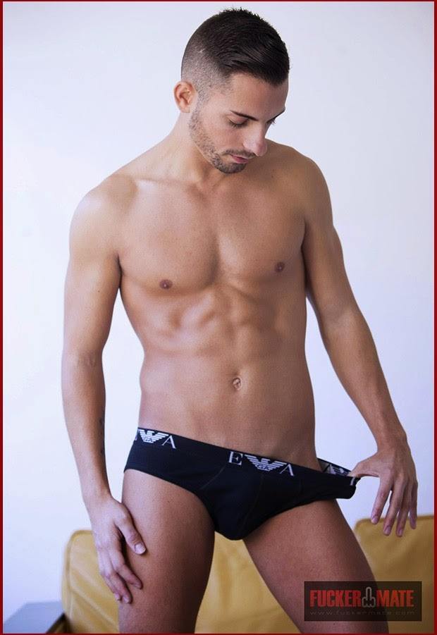 Hot guy in underwear 180